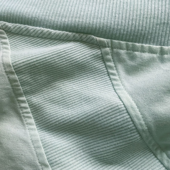 Beautiful Vintage Mint Green Ladies Top - Picture 8 of 10